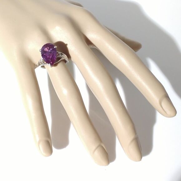 Alexandrite-Color Sapphire Ring Pear 6.4 Carats Size 7 - Picture 7 of 7